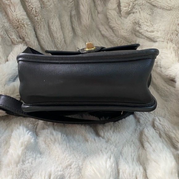 Vintage Coach Black Leather Murphy Crossbody Bag 9930 - Picture 7 of 13